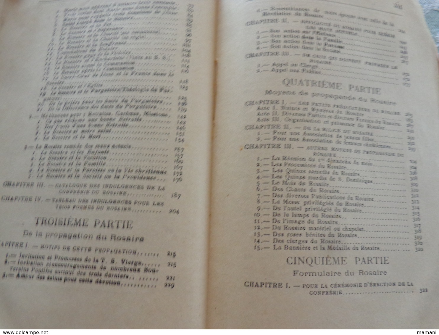 lot de livres sur le theme de la religion-l'apostolat du rosaire-vie des saintes femmes des martyres et des vierges