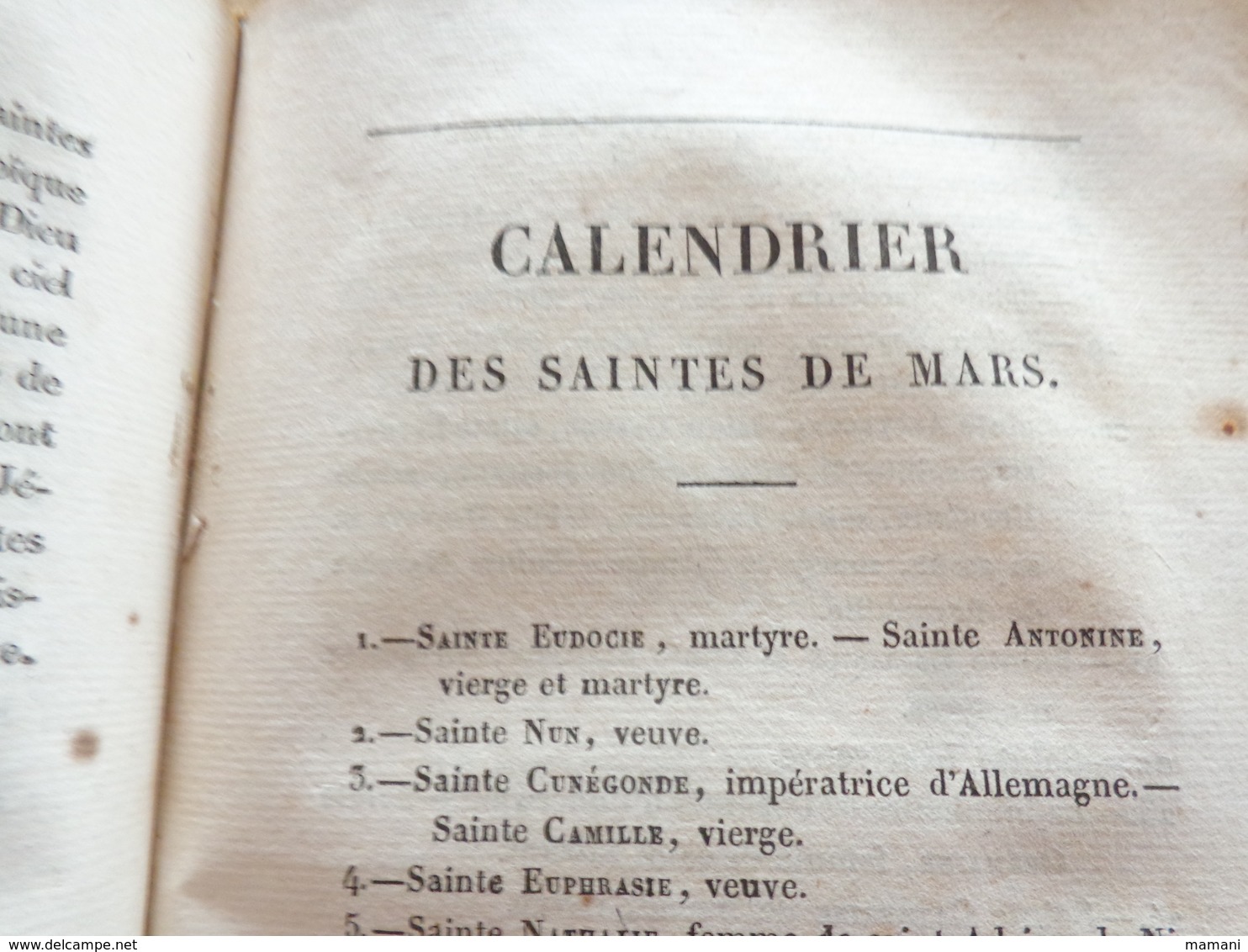 lot de livres sur le theme de la religion-l'apostolat du rosaire-vie des saintes femmes des martyres et des vierges