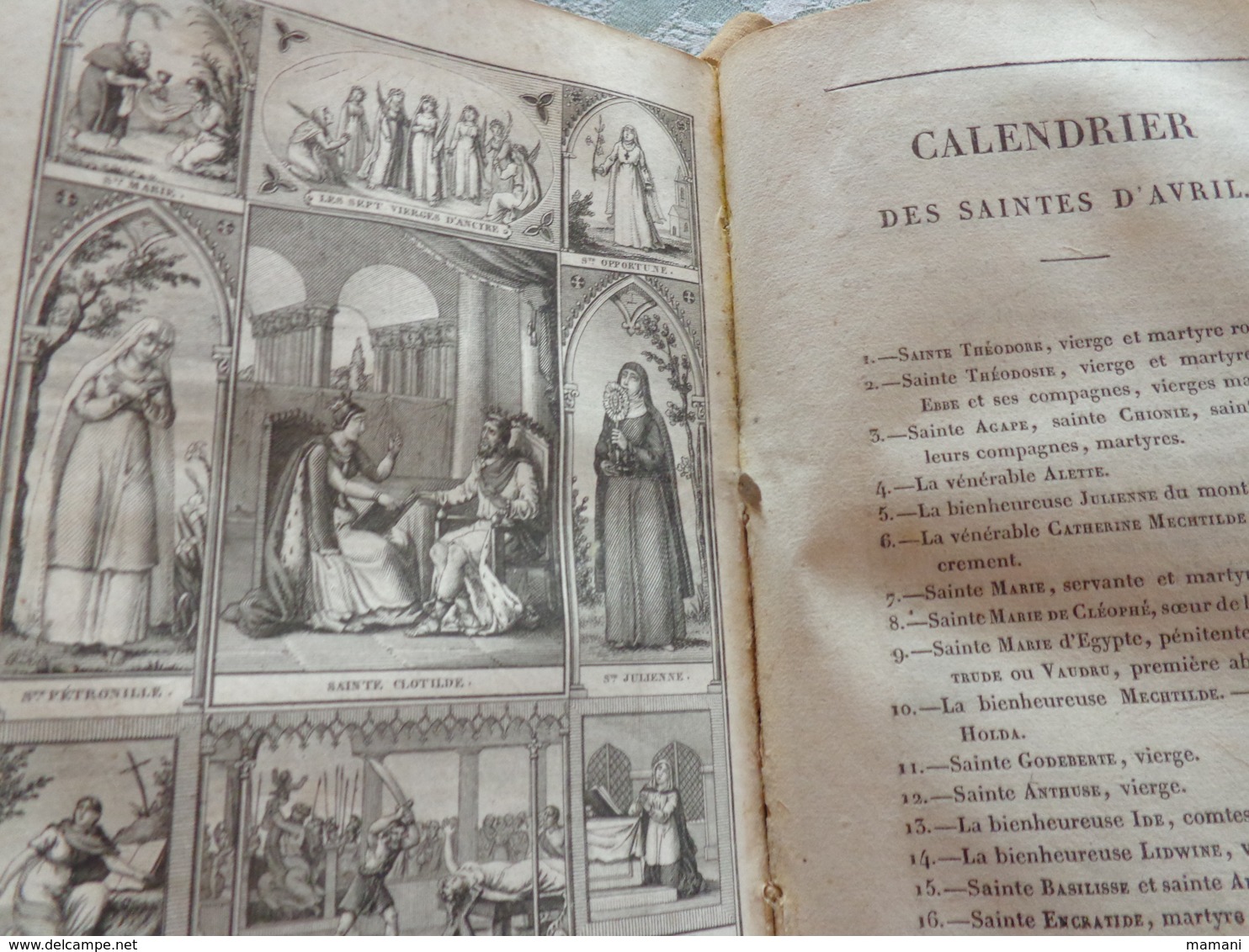 lot de livres sur le theme de la religion-l'apostolat du rosaire-vie des saintes femmes des martyres et des vierges