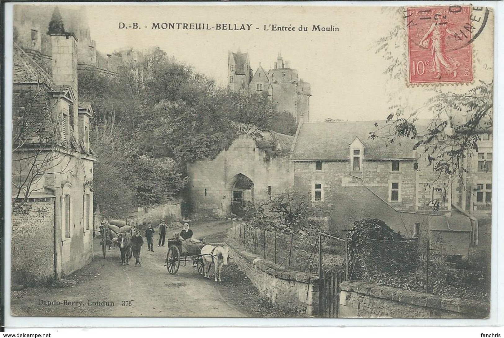 Montreuil-Bellay- L'Entrée Du Moulin - Montreuil Bellay