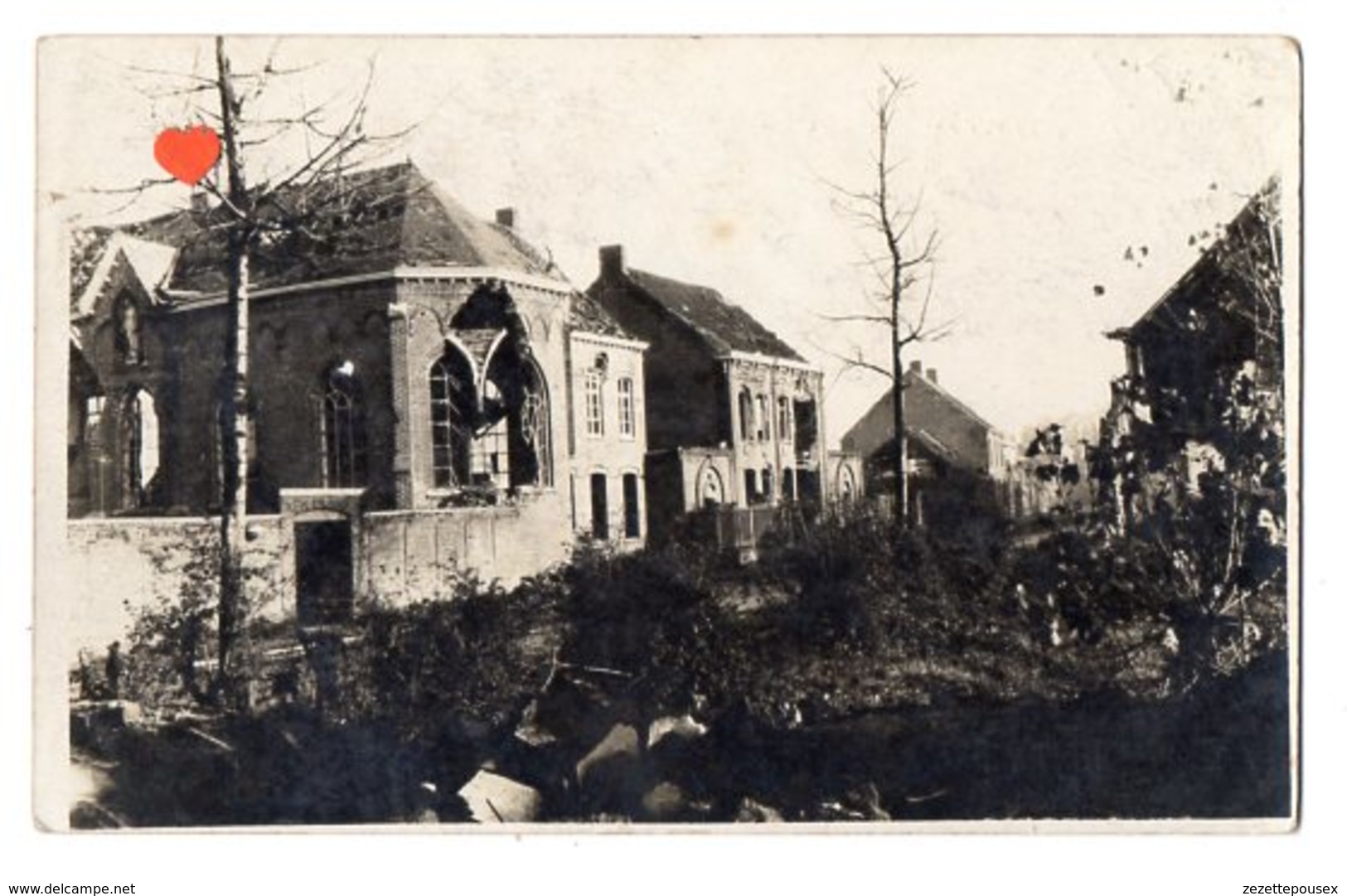 40082-ZE-Carte Photo Non Légendée Ni Située---------eglise En Ruines---------cachets Et Correspondance Allemande - Autres & Non Classés