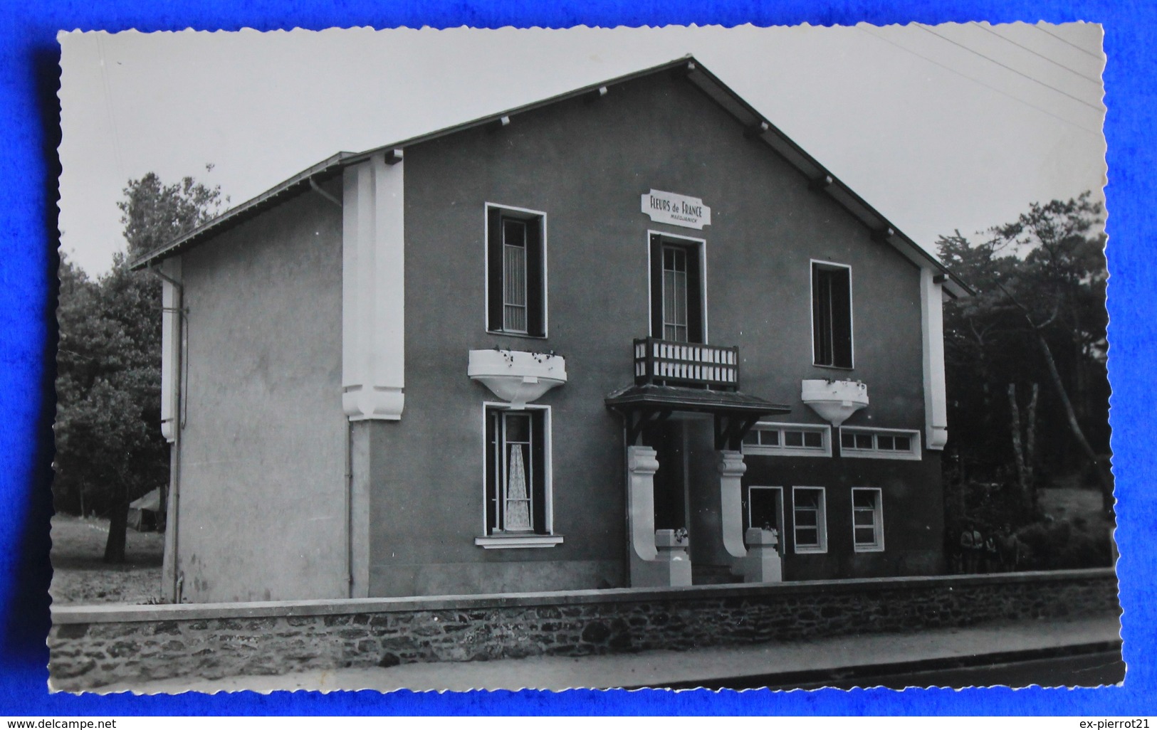 CPSM 44 Pornichet  , La Villa Fleurs De France En 1957 , Par Petit éditeur Local - Pornichet