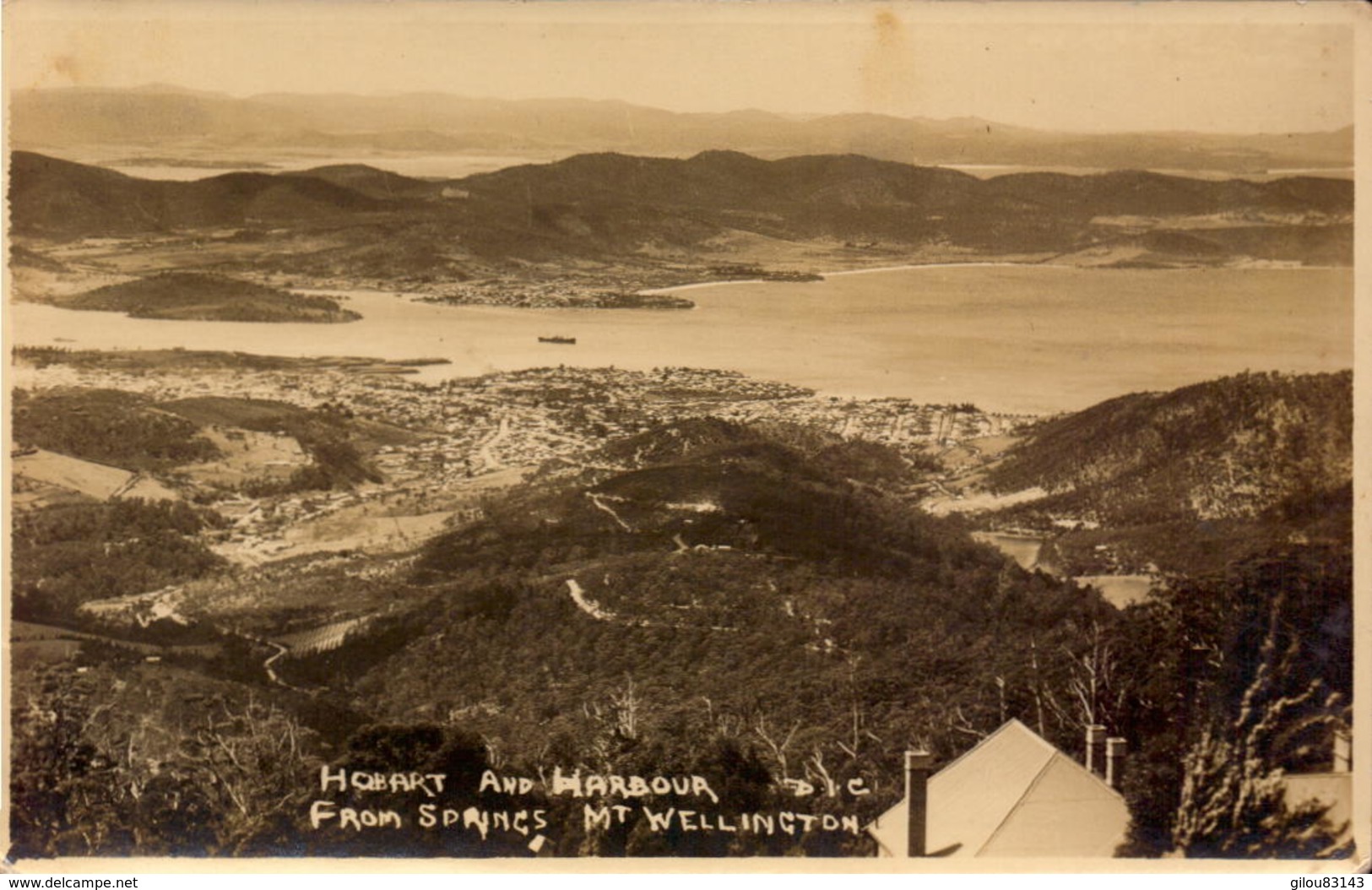 Australie, Hobart, Harbour From Springs Mt Wellington      (bon Etat) - Hobart