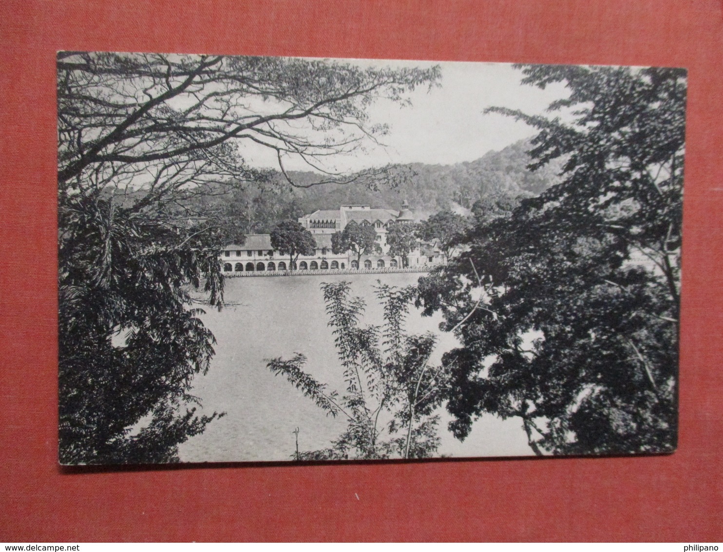 Queen's Hotel Across Lake Kandy    Ref 3770 - Sri Lanka (Ceylon)