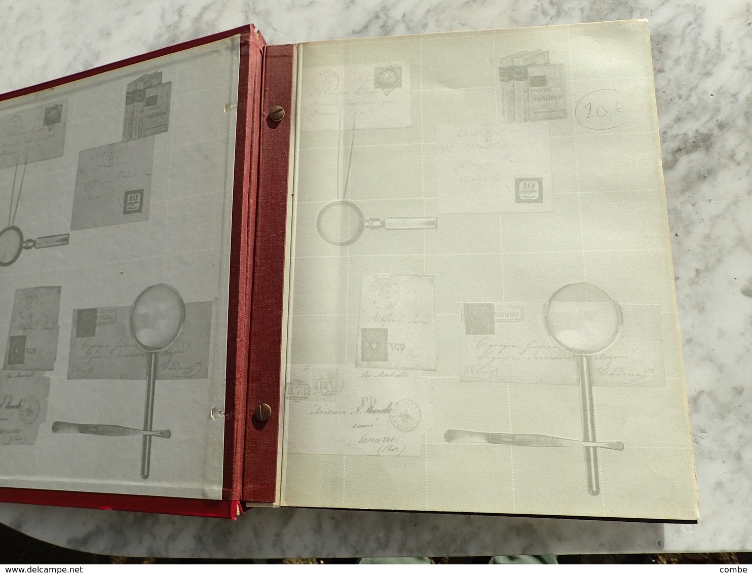 CLASSEUR ( YVERT ROUGE) DE STOCK DE TIMBRES FISCAUX. TOUT SCANNÉ ( 30 SCANS ). ENVIRON 1750 TIMBRES ET DES DOCUMENTS - Altri & Non Classificati