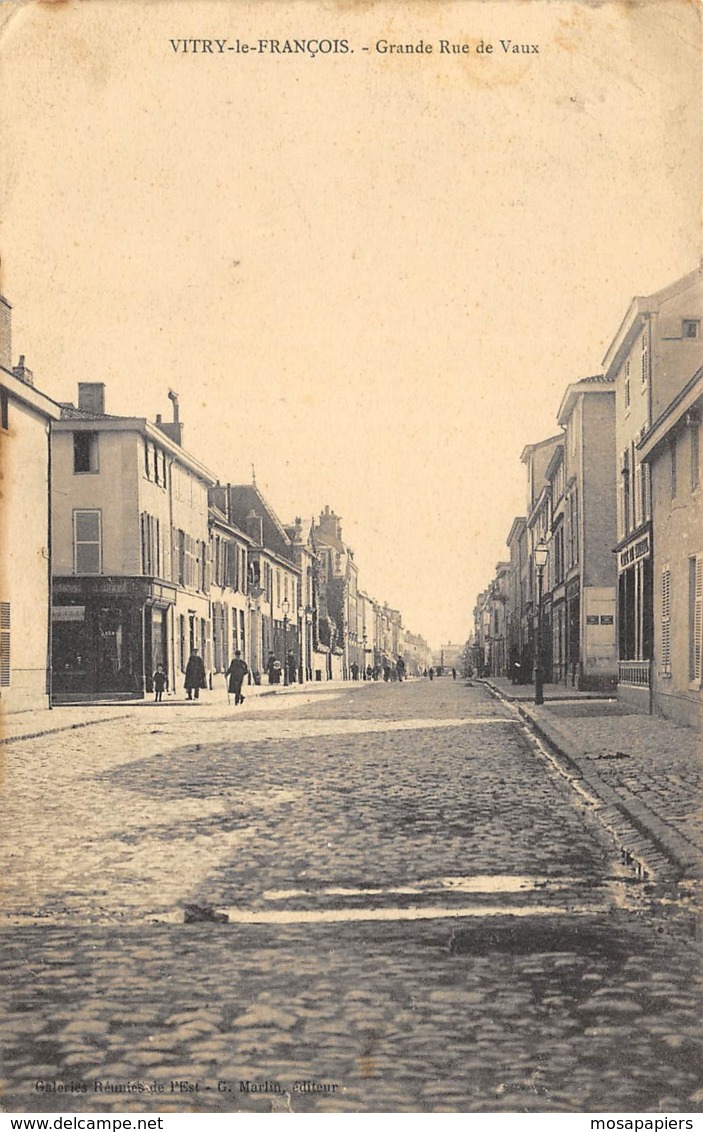 Vitry-le-François - Grande Rue De Vaux - Vitry-le-François