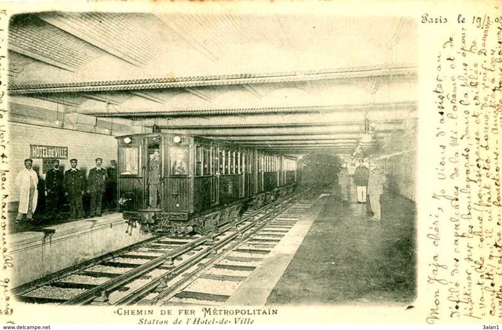 Chemin De Fer Métropolitain : Station De L'hotel De Ville   1205 - Stations, Underground