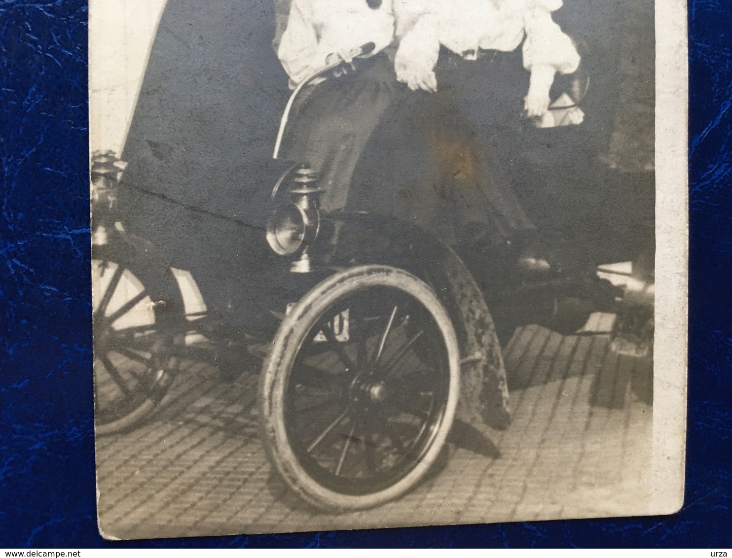 Cpa Photo---"Famille Sur Oldmobile 5 Hp De 1904" - Autres & Non Classés
