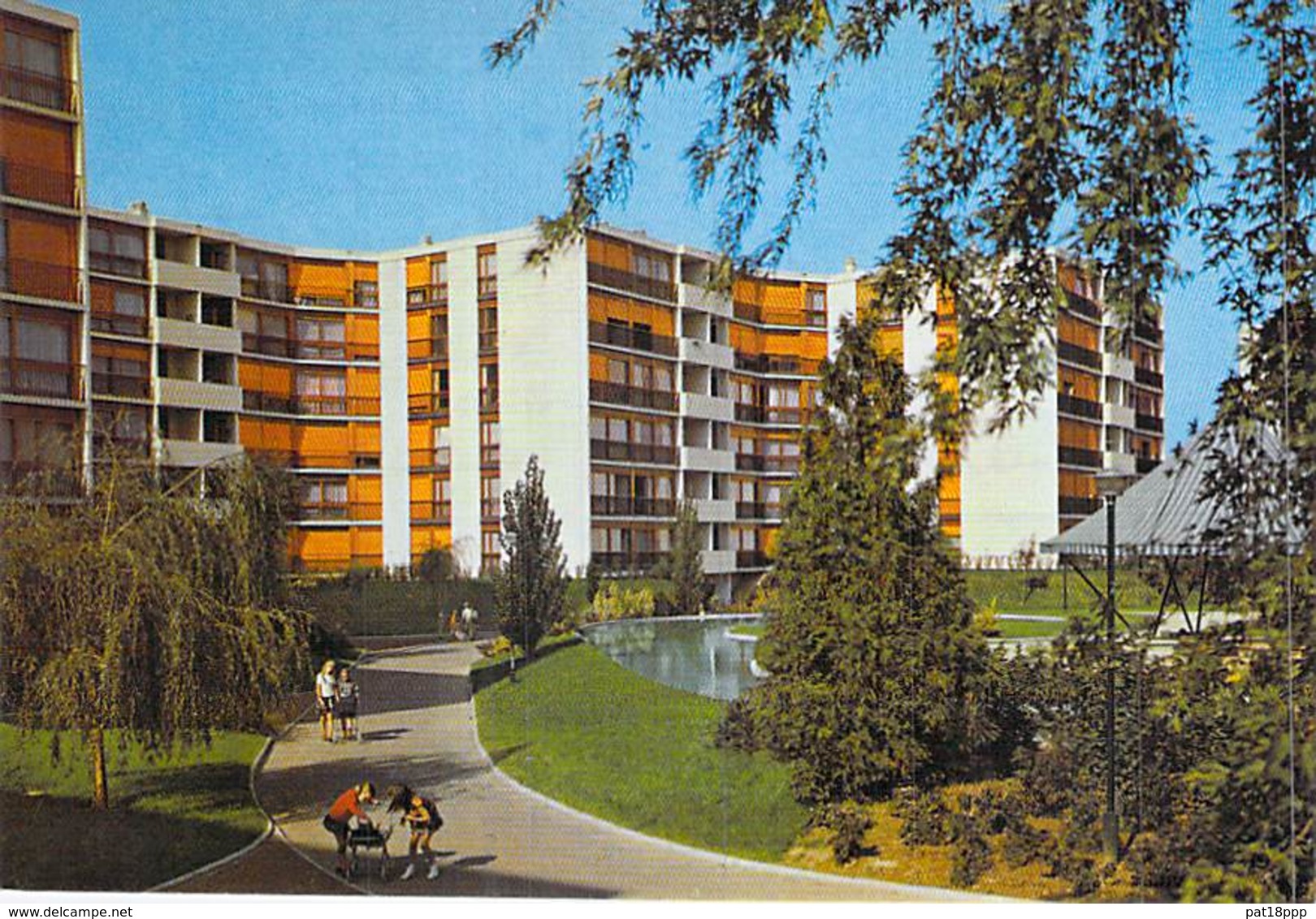 ** Lot De 2 Cartes ** 91 - RIS ORANGIS Domaine De L'Aunette ( Immeubles Cité HLM Résidence ) CPSM GF 1974 - Essonne - Ris Orangis
