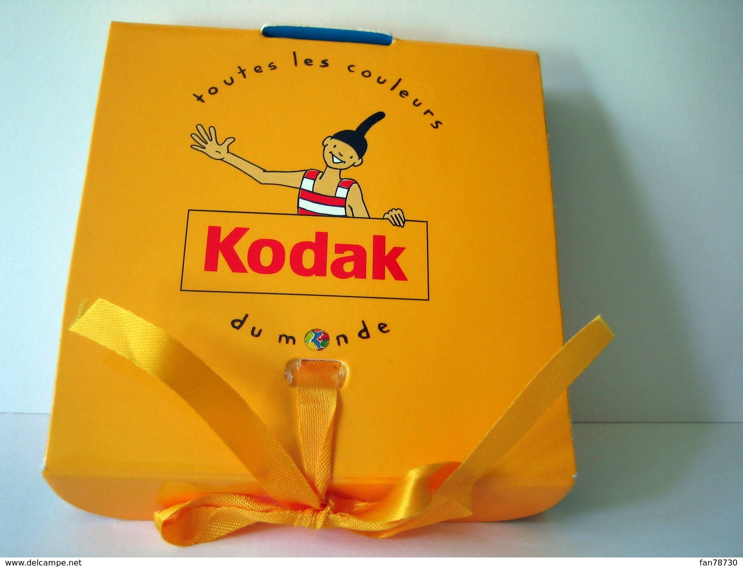 Coffret De 5 Pin's KODAK "Toutes Les Couleurs Du Monde" - Lots