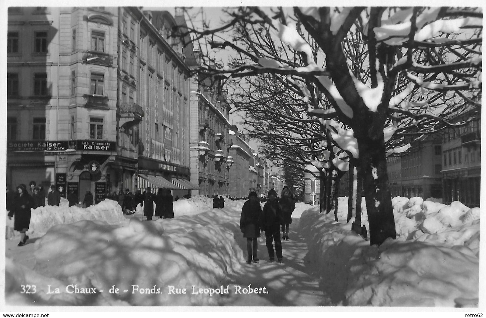 LA CHAUX-DE-FONDS → Rue Leopold Robert En Hiver / Im Tiefen Winter, Fotokarte Anno 1932 - Andere & Zonder Classificatie