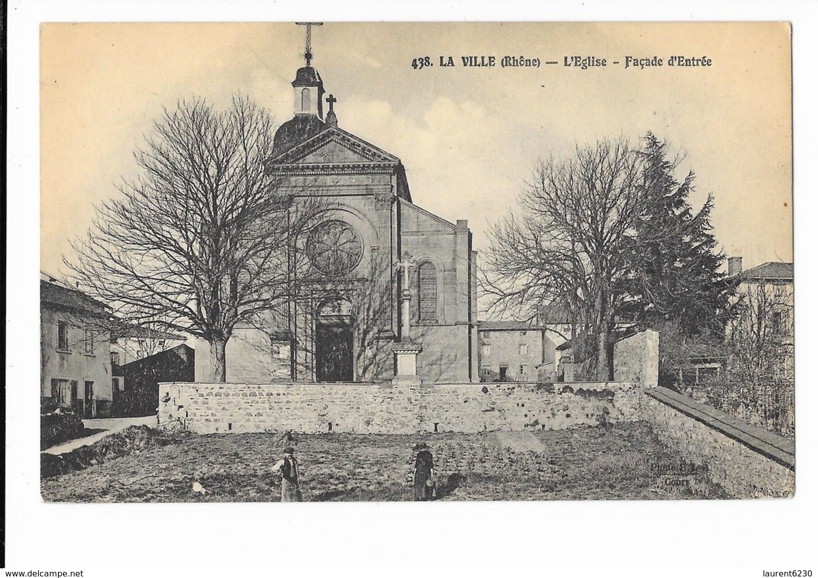 La Ville - L'Eglise - Façade D'Entrée - édit. R.L. 438 + Verso - Autres & Non Classés