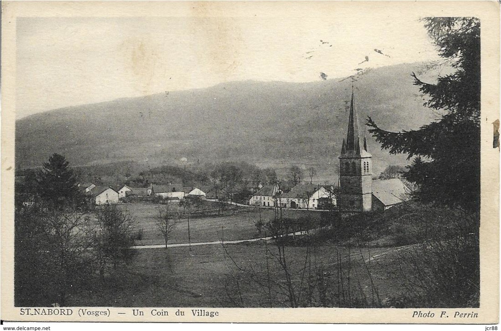 88 - Vosges - Saint Nabord - Un Coin Du Village - Saint Nabord