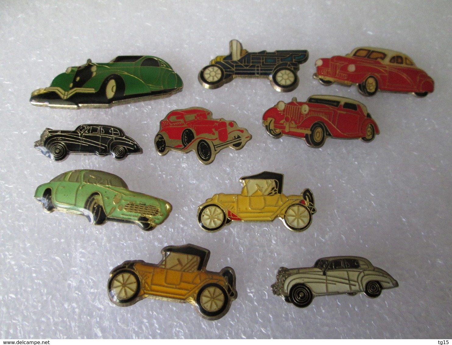 PIN'S   LOT  10  AUTOMOBILES  (3) - Andere & Zonder Classificatie