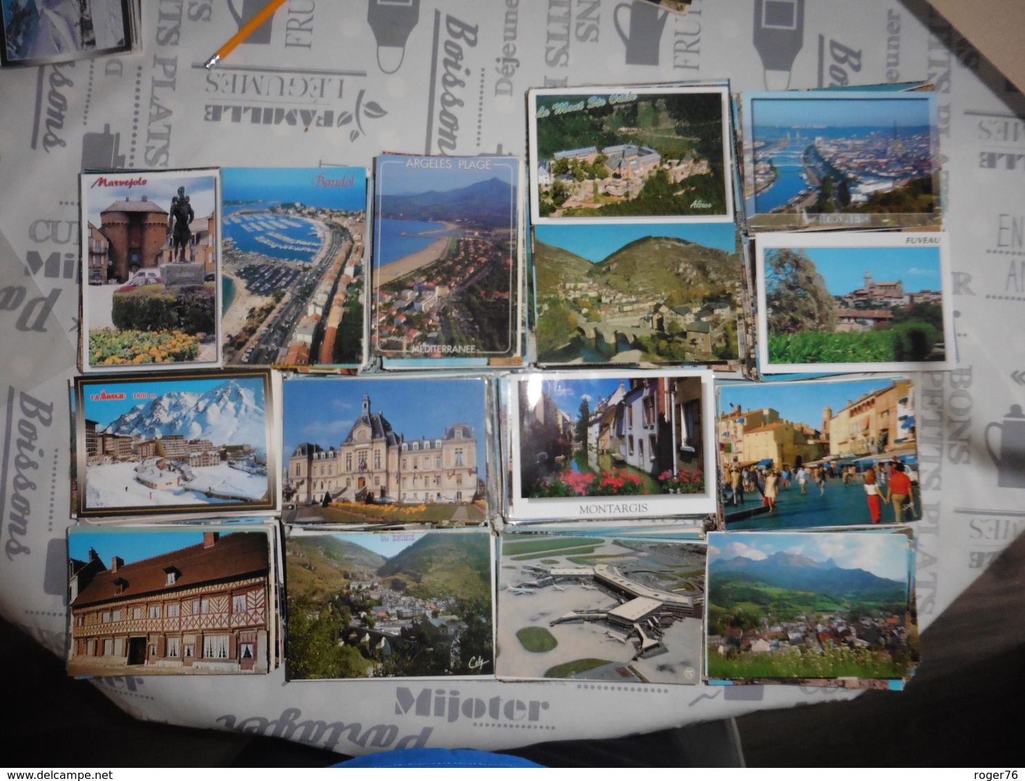 LOT  DE 3700 CARTES  POSTALES   DE  FRANCE   SANS  MULTIVUES - 500 CP Min.