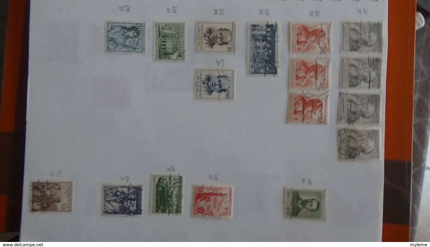 A257 Cahier de timbres de Tchécoslovaqiue et Albanie  !!! Voir commentaires