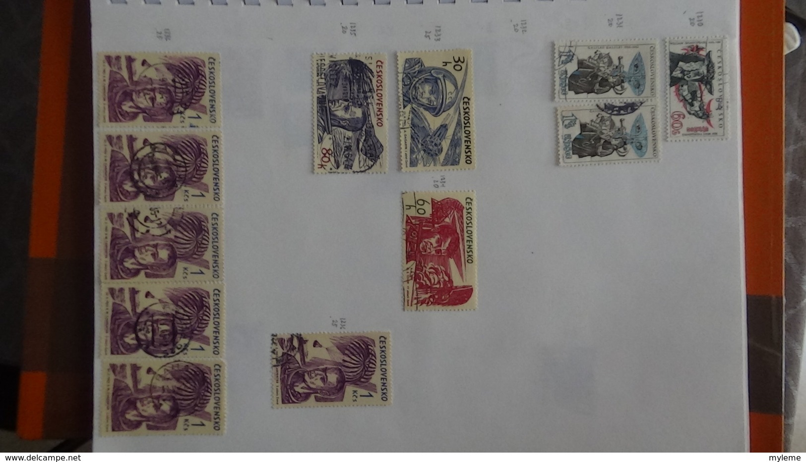 A257 Cahier de timbres de Tchécoslovaqiue et Albanie  !!! Voir commentaires