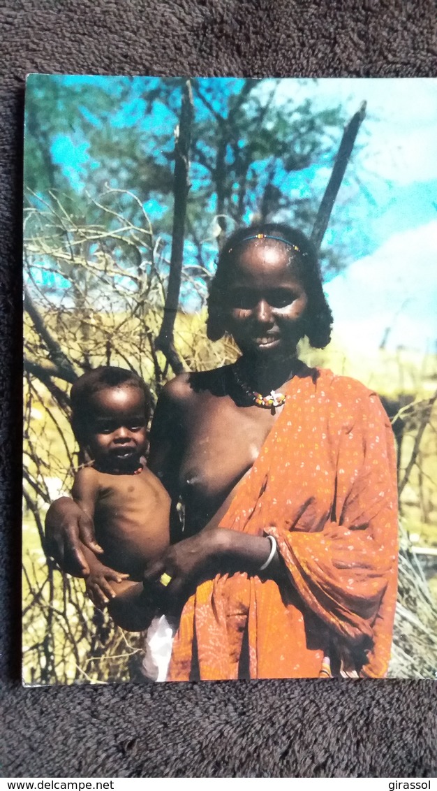 CPSM ETHIOPIE UGARO FOLKLORE FEMME NOIE AU SEIN NU AVEC SON ENFANT - Äthiopien