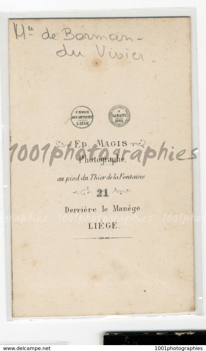 CDV.Ed. Magis, Li&eacute;ge. Portrait De Mme De Borman Du Vivier. Provenance De L&#039;album Des Familles De Borman, Du - Andere & Zonder Classificatie