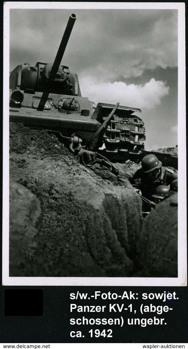 GEPANZERTE KRAFTFAHRZEUGE / PANZER : DEUTSCHES REICH 1941 S/w.-Foto-Ak: Abgeschossener Sowjet. Panzer KW I (vor Deutsche - Other (Earth)