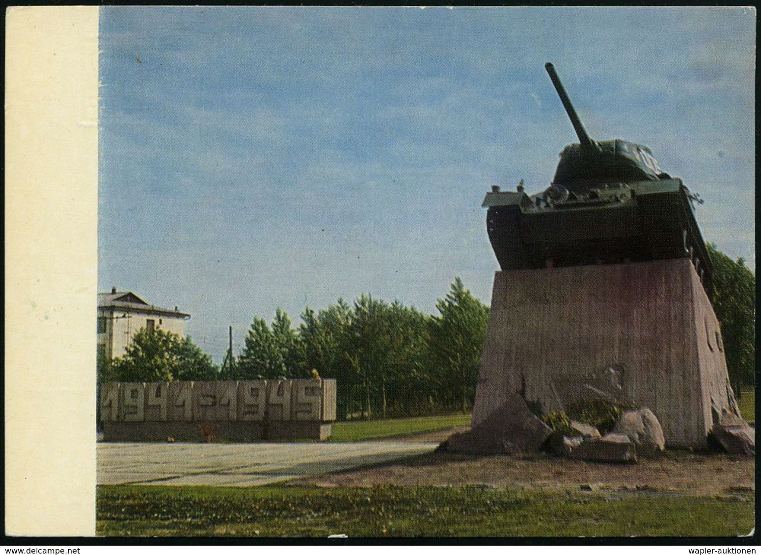 GEPANZERTE KRAFTFAHRZEUGE / PANZER : UdSSR 1969 3 Kop BiP Komsomolzen, Grün: Petrozawodsk, Kriegsdenkmal 1941-45 (Panzer - Autres (Terre)