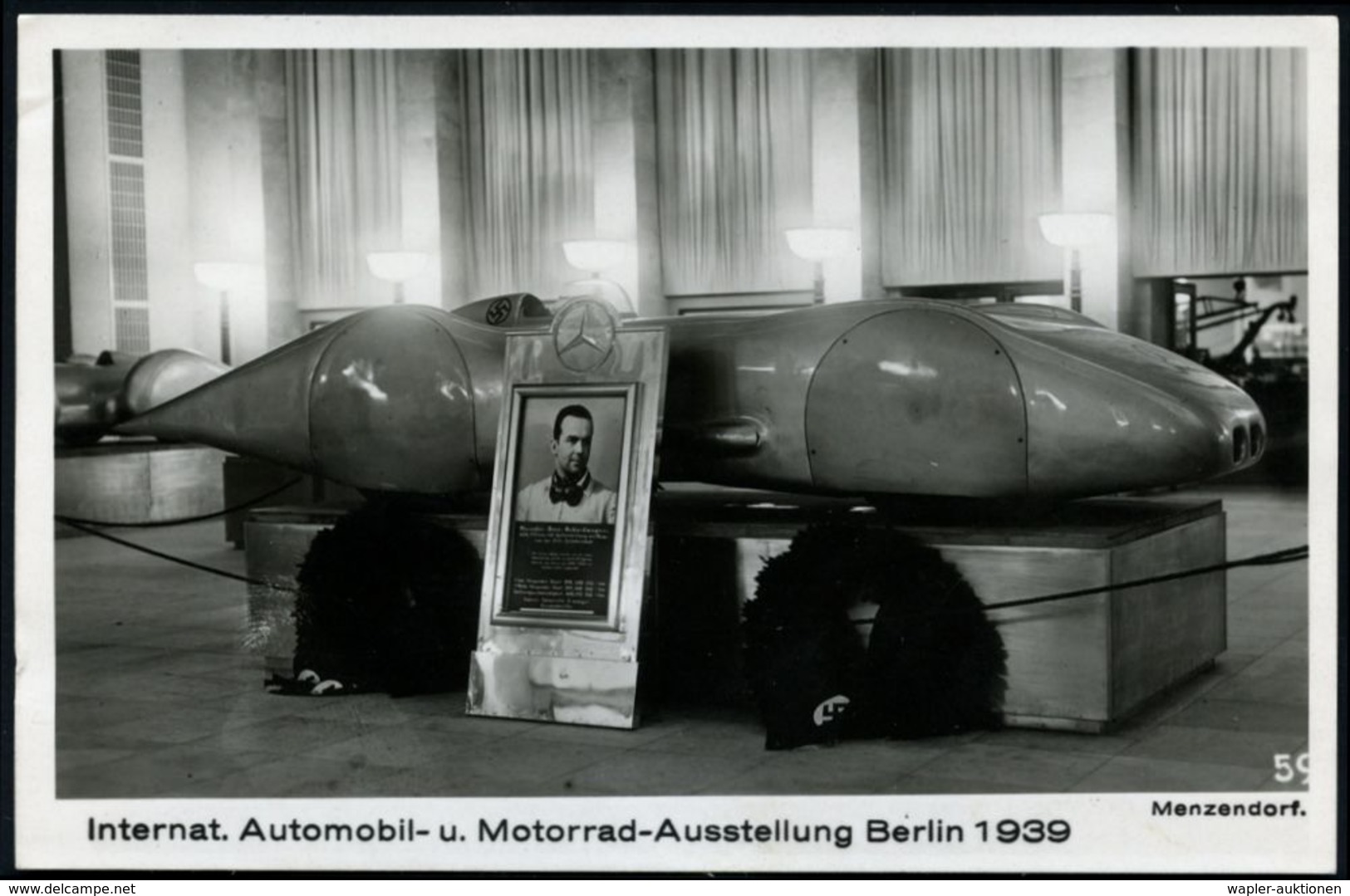 MOTORSPORT / MOTORSPORT-VERBÄNDE : Berlin 1939 S/w.-Foto-Ak: Internat. Automobil- U. Motorrad-Ausstellung, Mercedes "Sil - Automobile