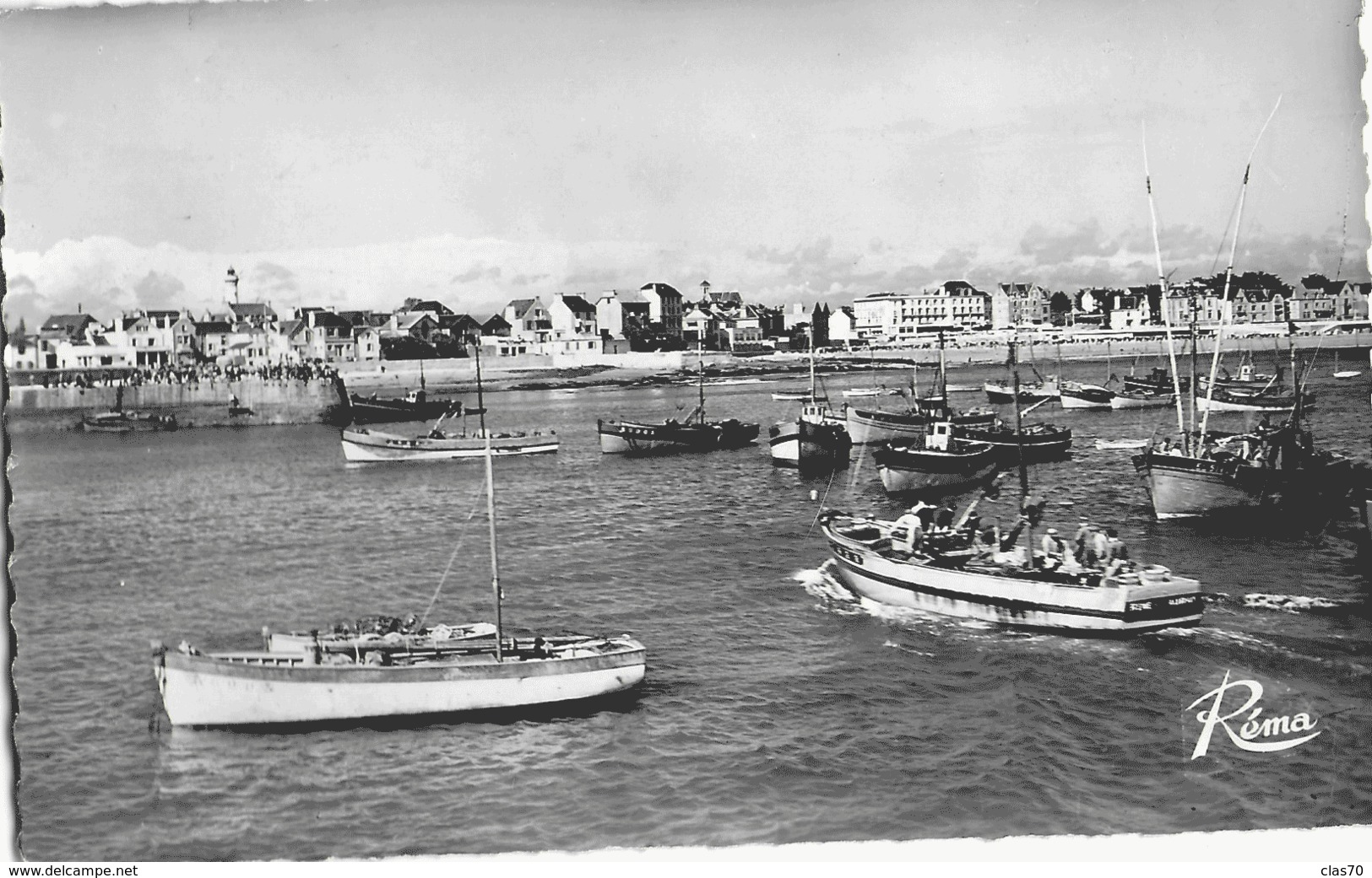 QUIBERON - LE PORT, RETOUR DES PECHEURS - SUPERBE ANIMATION - 1951 - Quiberon