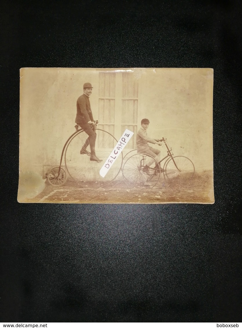 Photographie Ancienne Originale Bicycle Et Tricycle Vers 1900 - Cyclisme