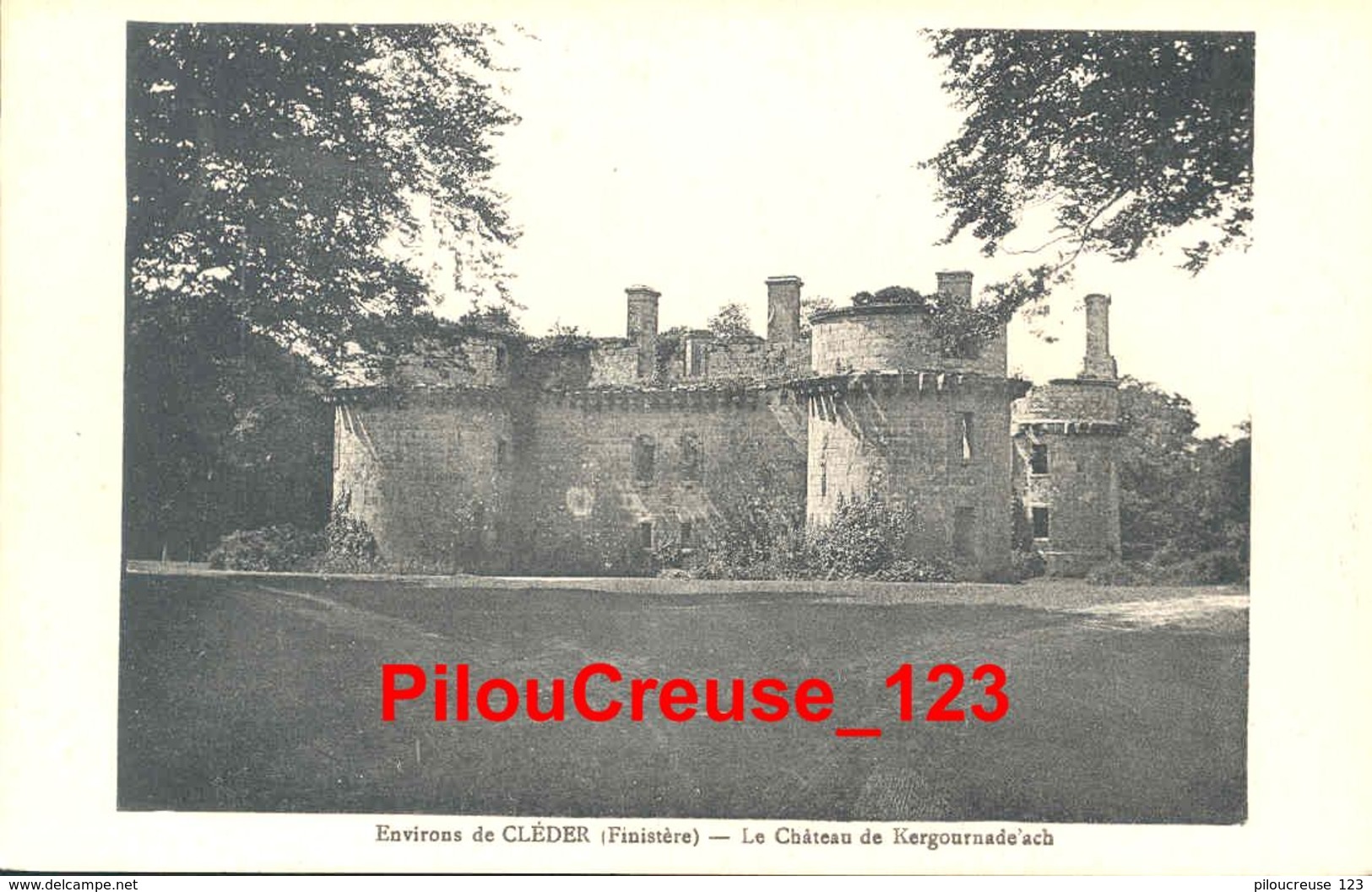 29 Finistère  - Environs De CLEDER - " Le Château De Kergournade'ach " - Cléder