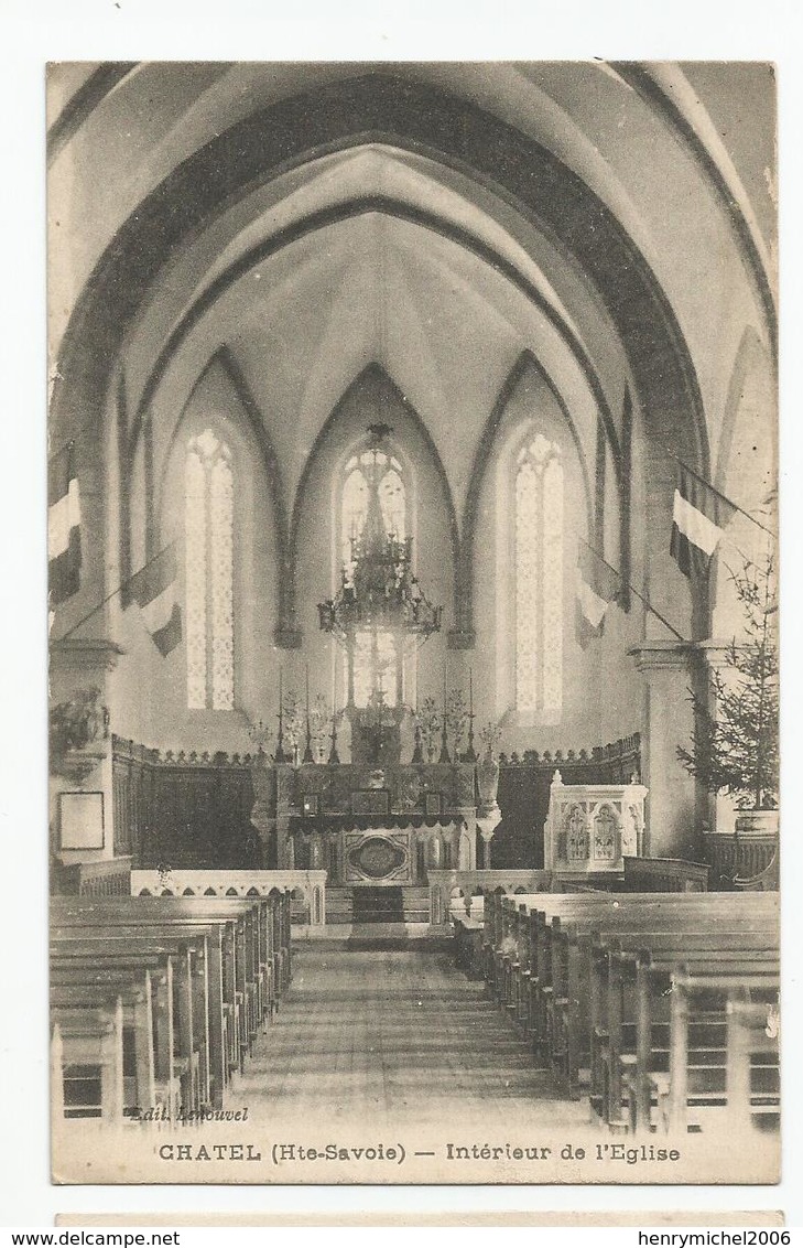 74 Haute Savoie - Chatel Intérieur église Avec Drapeaux Français - Châtel