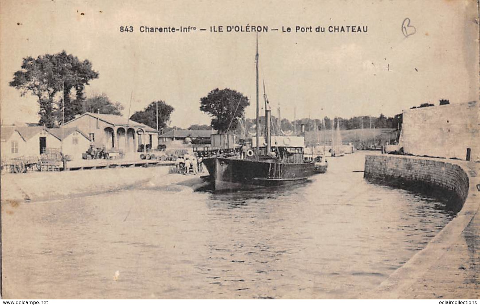 Ile D'Oléron. Le Château D'Oléron     17      Le Port  Du Château         (voir Scan) - Ile D'Oléron