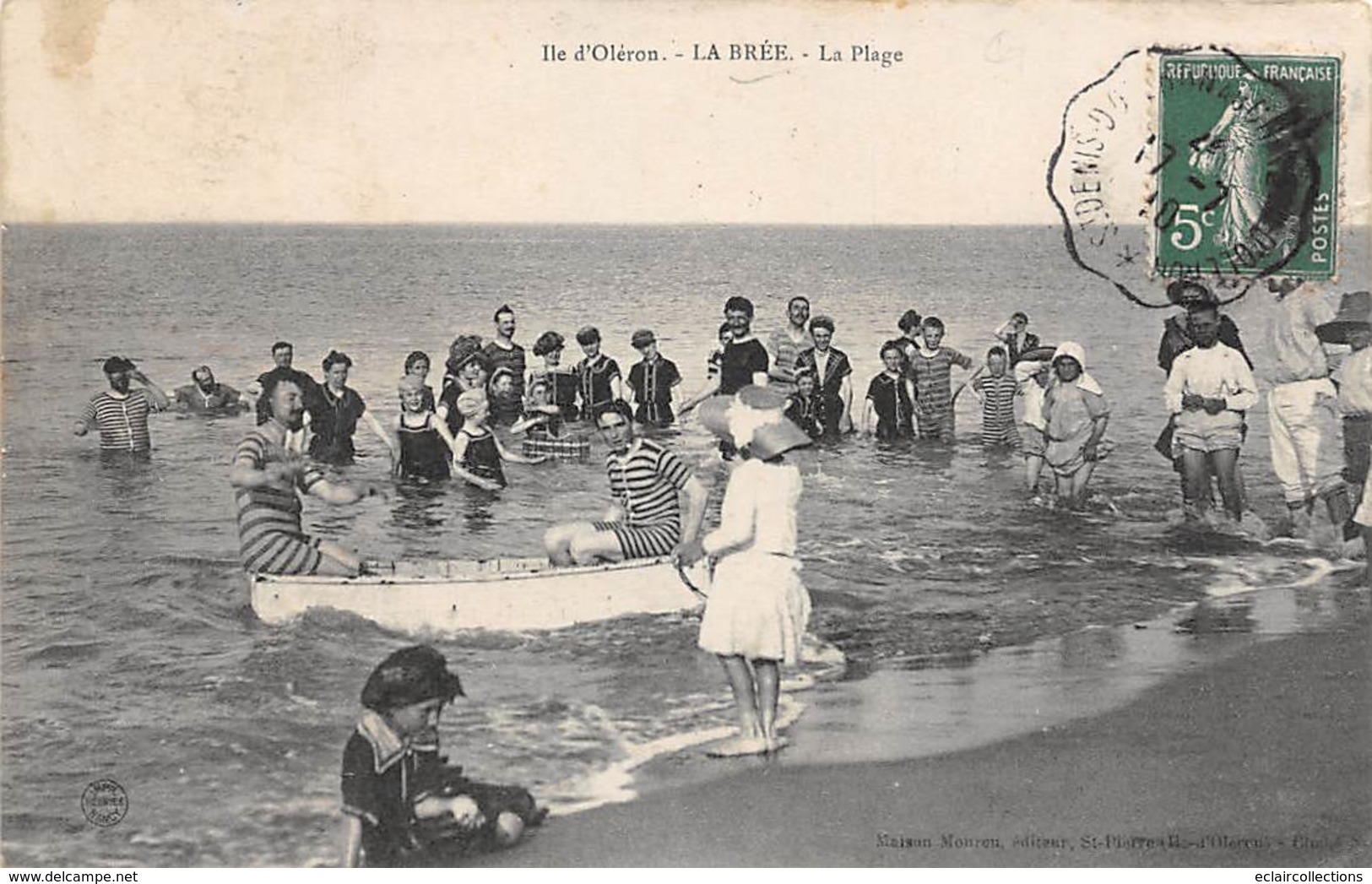 Ile D'Oléron. La Brée Les Bains      17       Baigneurs A La Plage . Une Périssoire         (voir Scan) - Ile D'Oléron