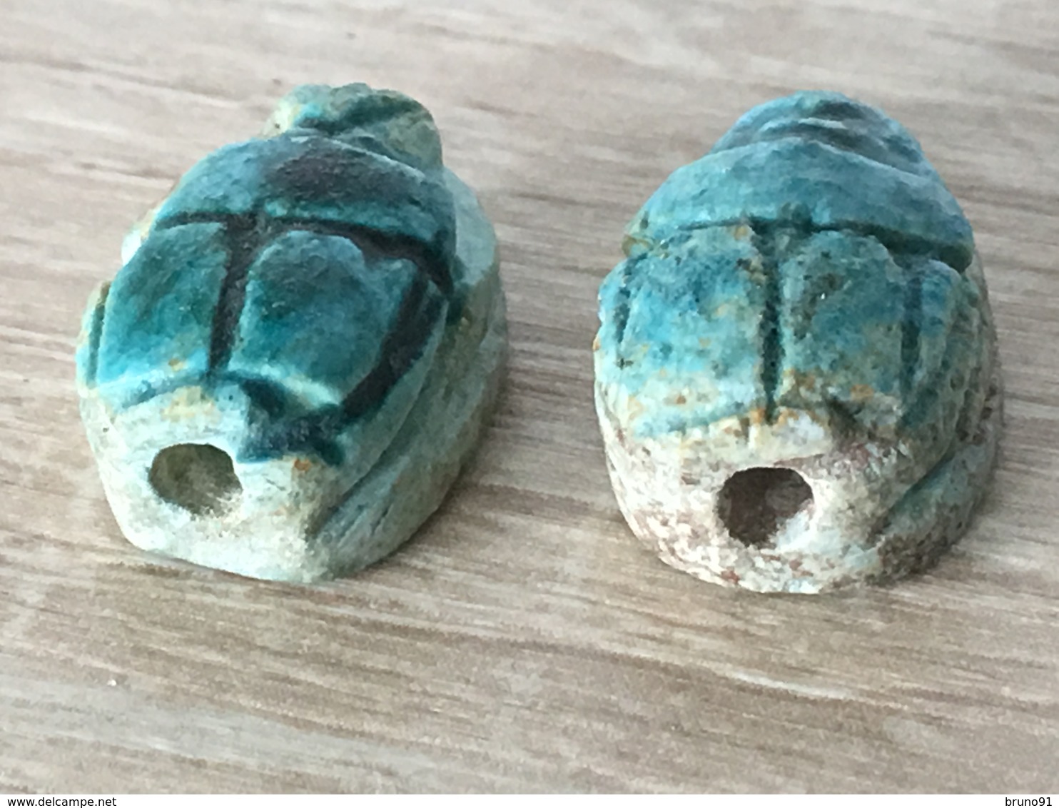 Lot de 4 objets de l'Égypte ancienne