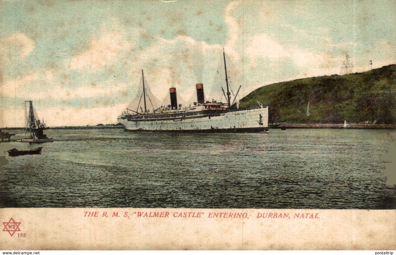 THE RMS WALMER CASTLE ENTERING DURBAN NATAL - Paquebots