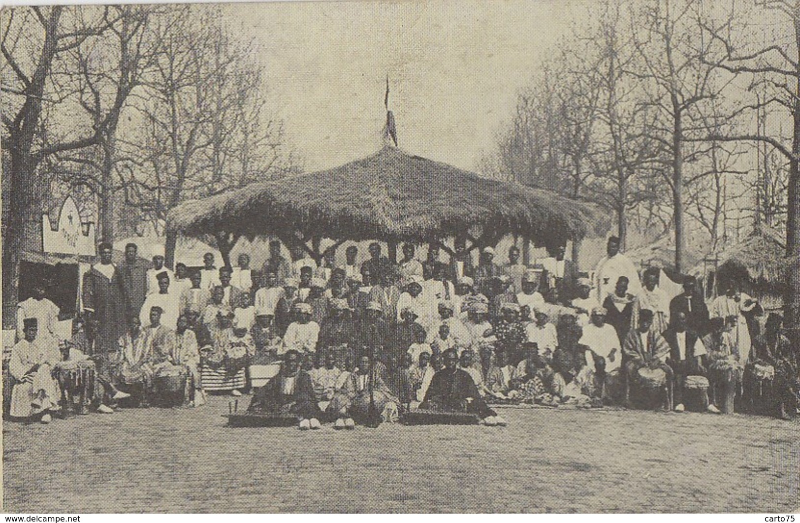 Ethniques Et Cultures - Afrique - Exposition "Villages Noirs" - Propagande Franco-Coloniale - Editions Fontenay Paris - Afrique