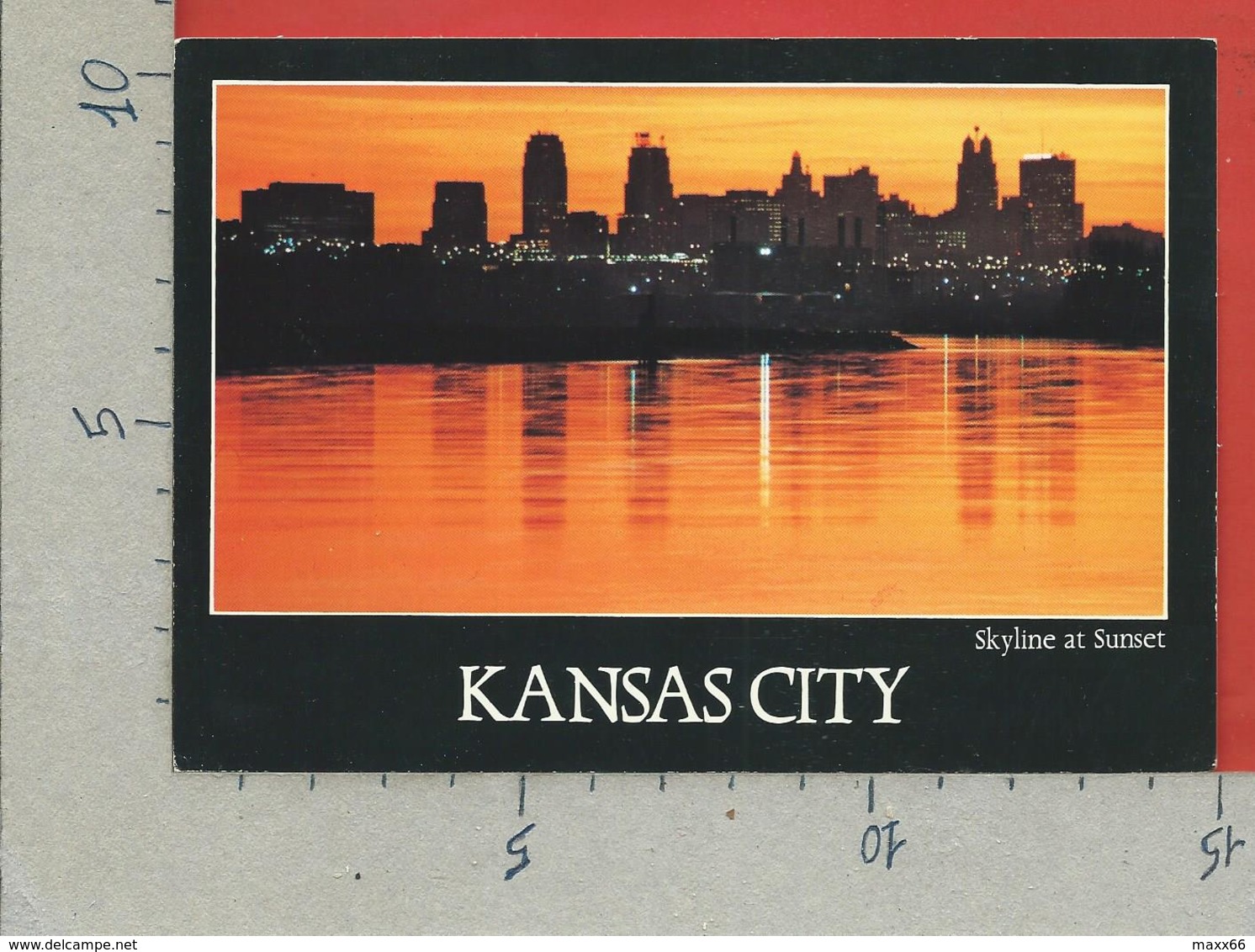 CARTOLINA NV STATI UNITI - KANSAS CITY - Skyline At Sunset Across The River - MISSOURI - 10 X 15 - Kansas City – Missouri