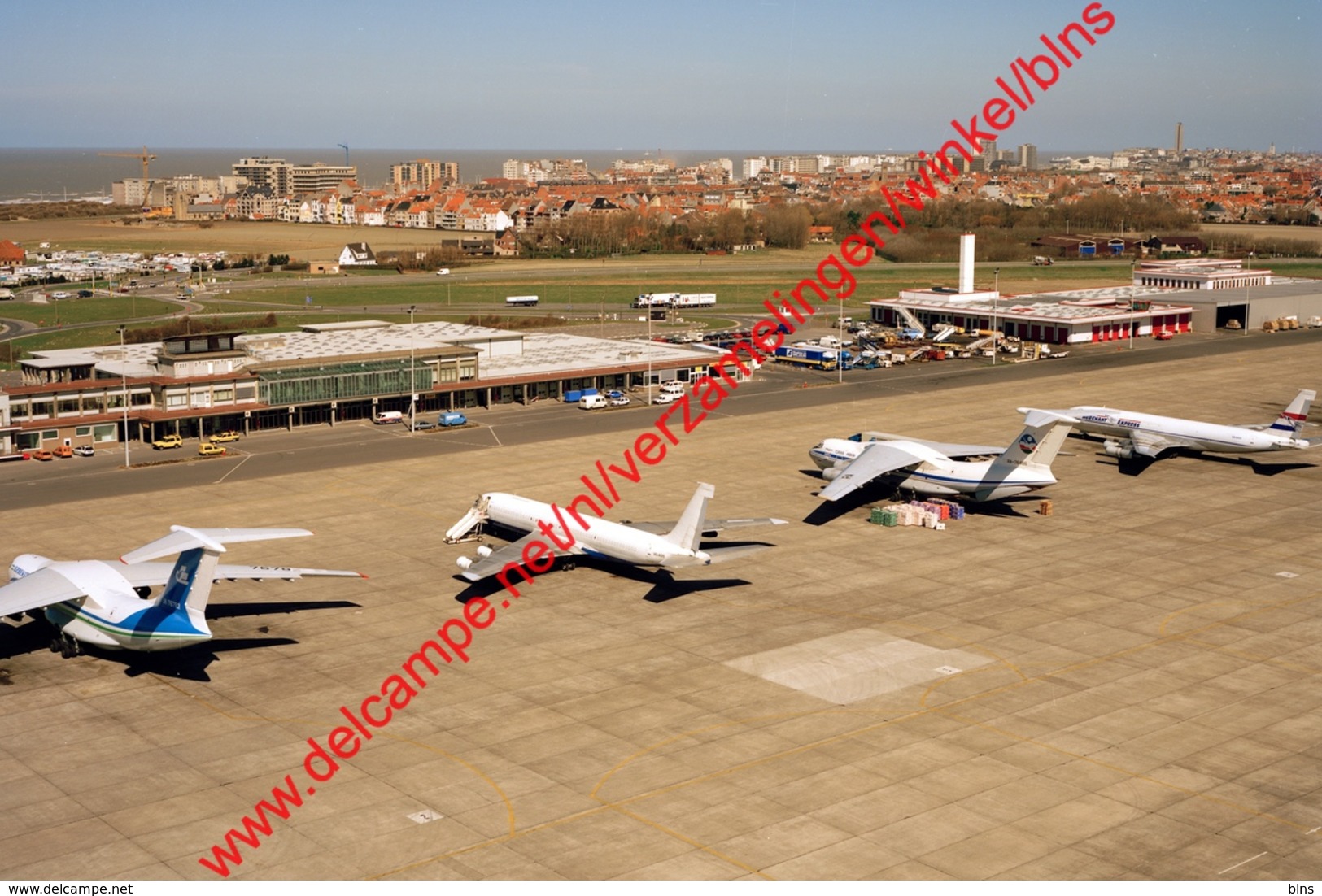 Oostende - Luchthaven In Maart 1996 - Photo 15x23cm - Luchtfoto - Orte