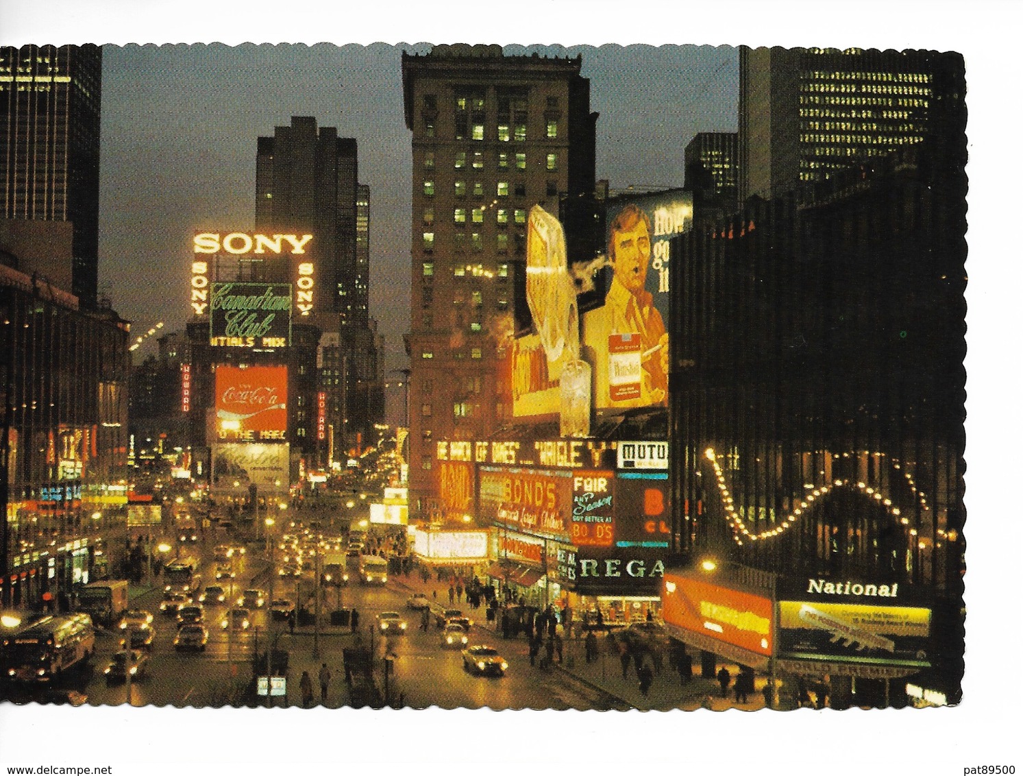 NEW YORK CITY/ Times Square La Nuit  / CPM Dentelé N° 141  NEUVE  / TBE - Time Square