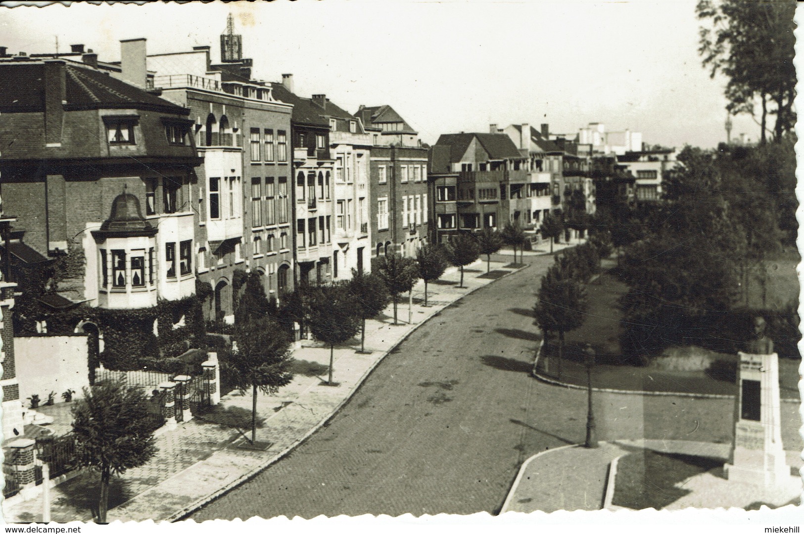 ETTERBEEK-MONUMENT AVIATEUR EDMOND THIEFFRY-ANGLE AVENUE BOILEAU ET MESENS-PHOTO ORIGINALE AGFA JACQUES LIPPENS - Etterbeek