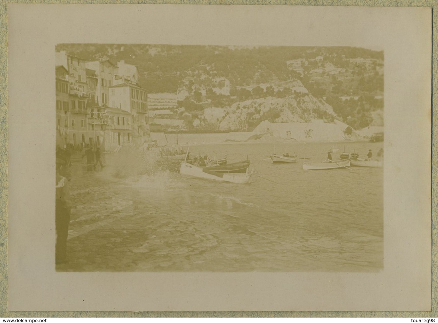 Coups De Lames Sourdes Le Long De Villefranche-sur-mer (Alpes-Maritimes). Barques. 1899. - Old (before 1900)