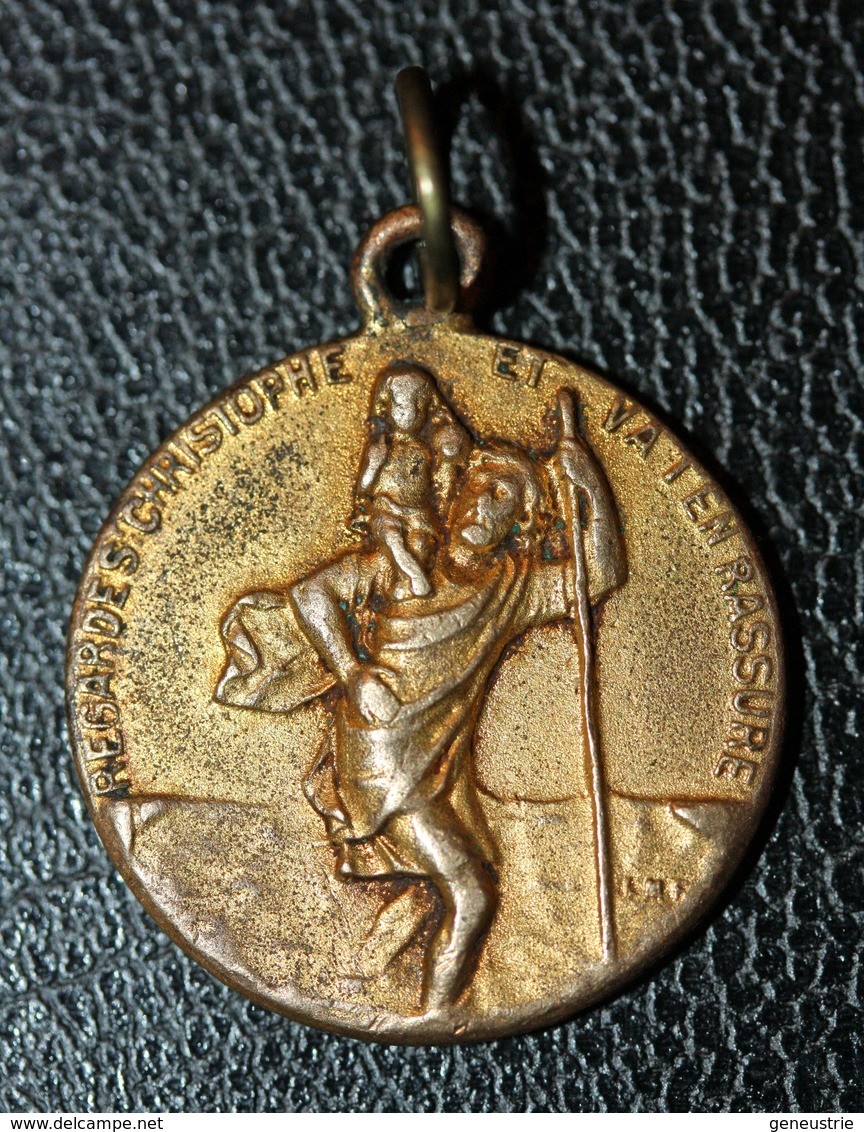 Pendentif Médaille Religieuse Métal Doré "Saint Christophe / Voiture Ancienne" Religious Medal - Religion &  Esoterik