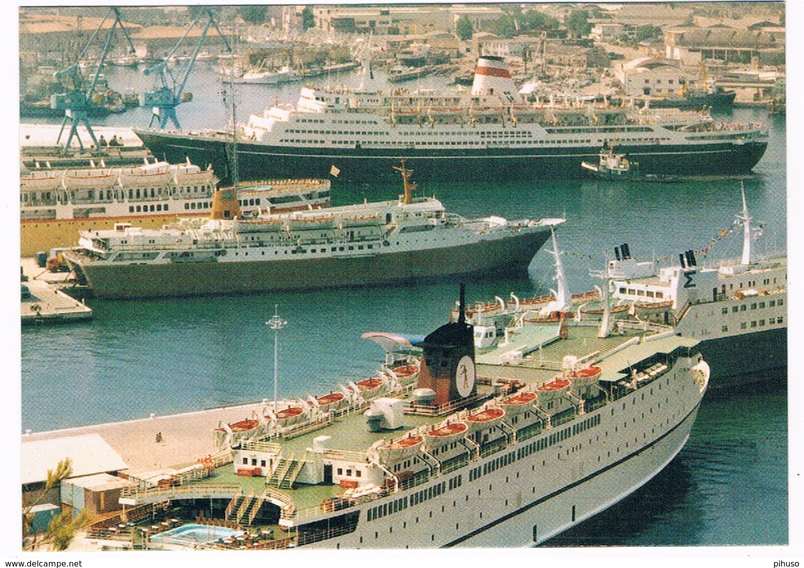 SCH-947  ANCONA : With Several Cruise-Ships - Passagiersschepen