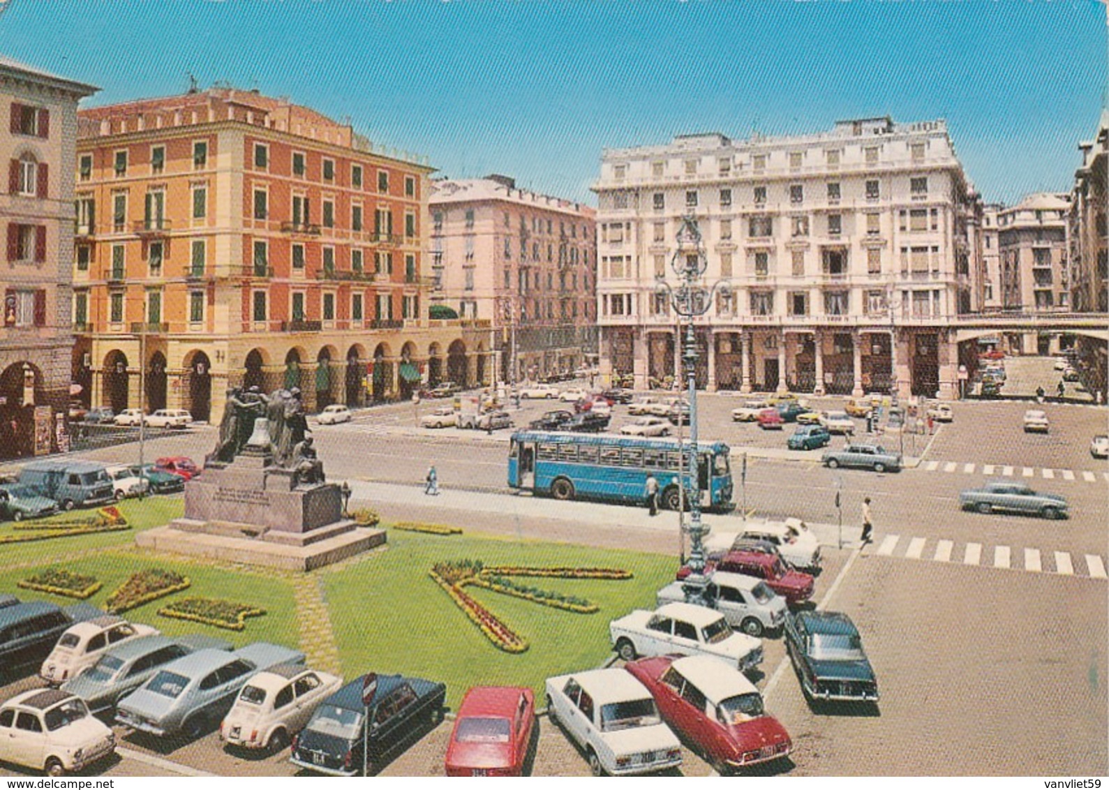 CITROEN DS 21-23-AUTO-CAR-VOITURES-COCHE-SAVONA-ITALY-CARTOLINA VERA FOTOGRAFIA  VIAGGIATA IL 15-1-1981 - Turismo