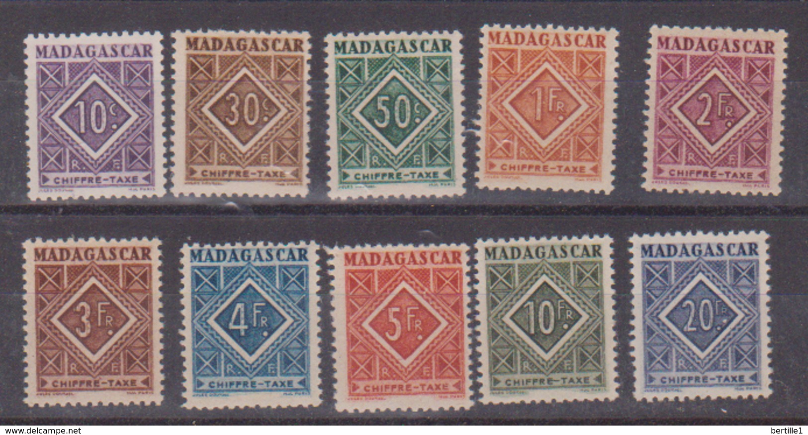 MADAGASCAR         N°  YVERT   TAXE 31/40 NEUF SANS CHARNIERE      ( Nsch 02/12 ) - Postage Due