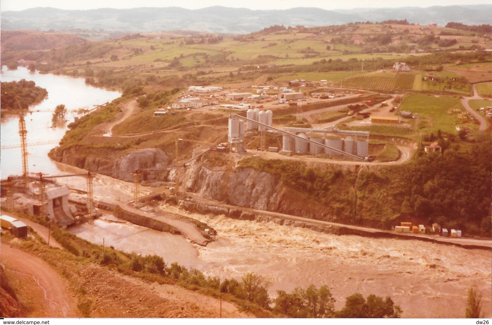 Roanne - La Crue De La Loire Le 22 Septembre 1980, Barrage De Villerest Subit L'assaut Du Fleuve En Colère - Roanne