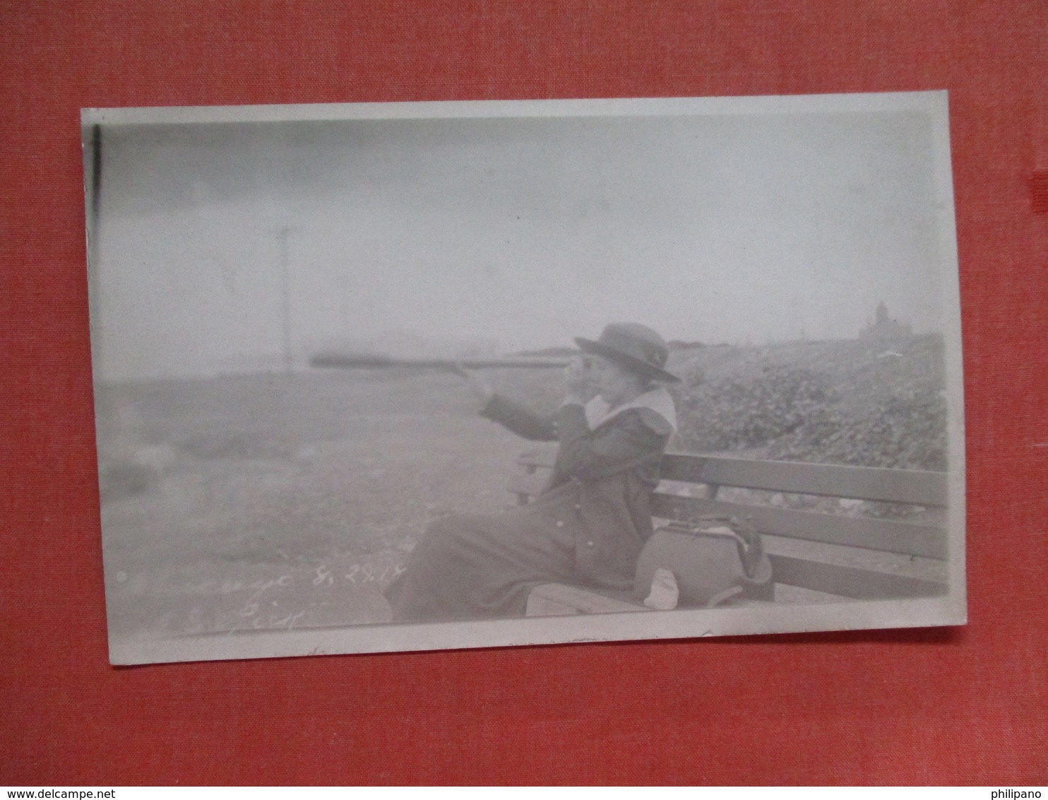 RPPC  Female With Telescope Ref 3775 - To Identify