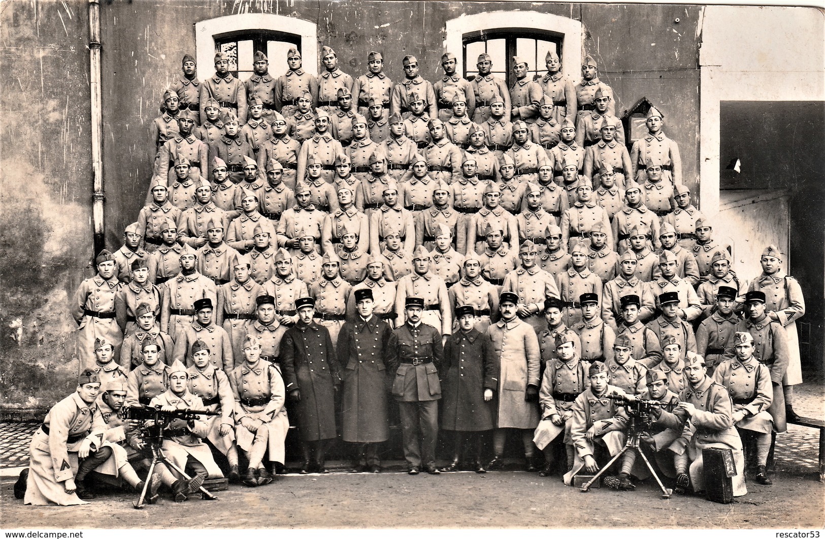 Rare Photo Carte Groupe De Soldats Avec Mitrailleuses N°146 Au Col - 1914-18