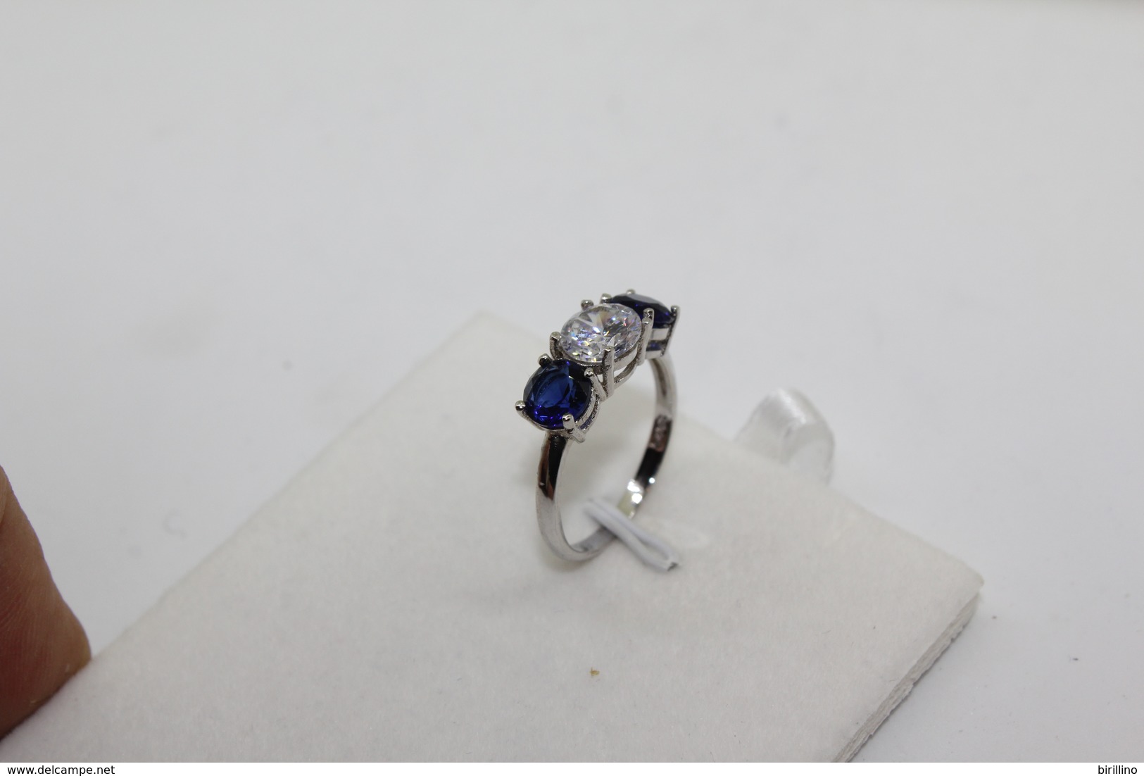 A60049 - Anello In Argento Sterling Pietre Centrale Bianca E Due Pietre Blue  - Misura 8 - Ring