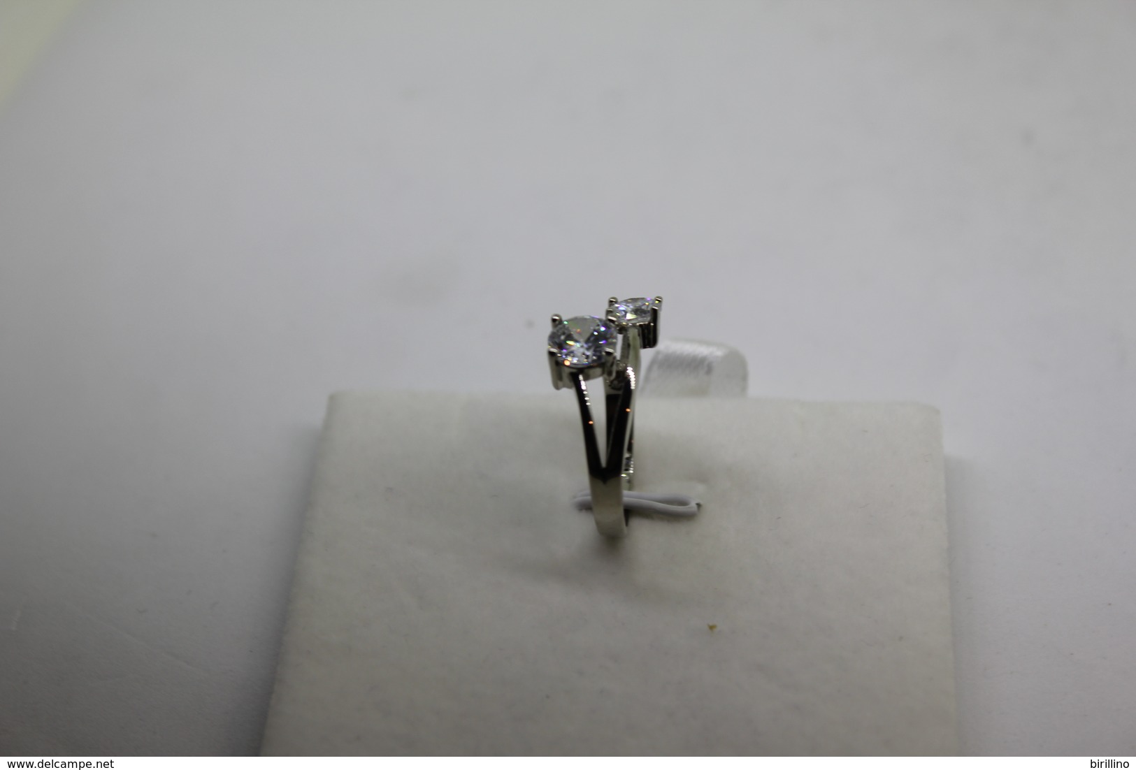 A60045 - Doppio Anello In Argento Sterling Con Due Pietre Centrale Bianca  - Misura 6 - Ringe