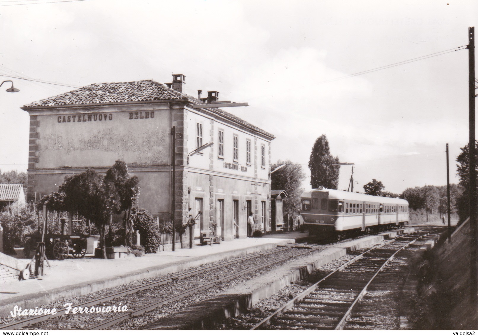 CASTELNUOVO BELBO - ASTI - STAZIONE FERROVIARIA CON TRENO - FERROVIE - TRASPORTI - Asti